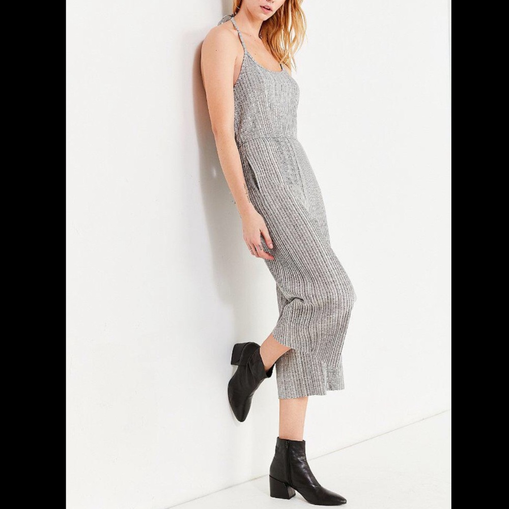 Ribbed Halter Jumpsuit